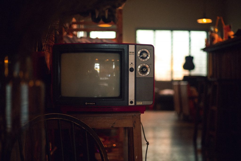 five mistakes cleaning tv