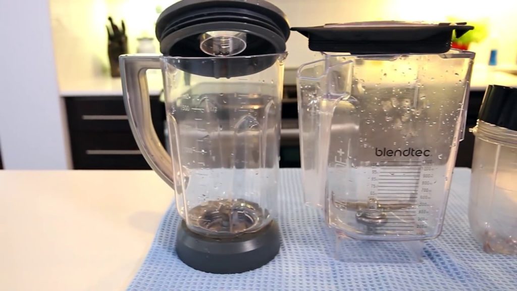 Quick way of Cleaning Blender