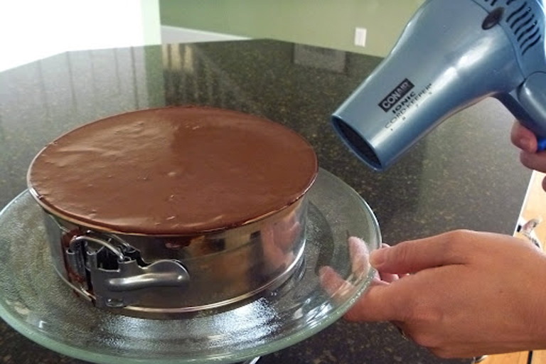 hairdryers while baking a cake